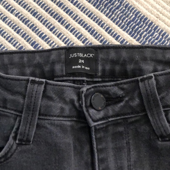 Just Black Jeans - Picture 2 of 3